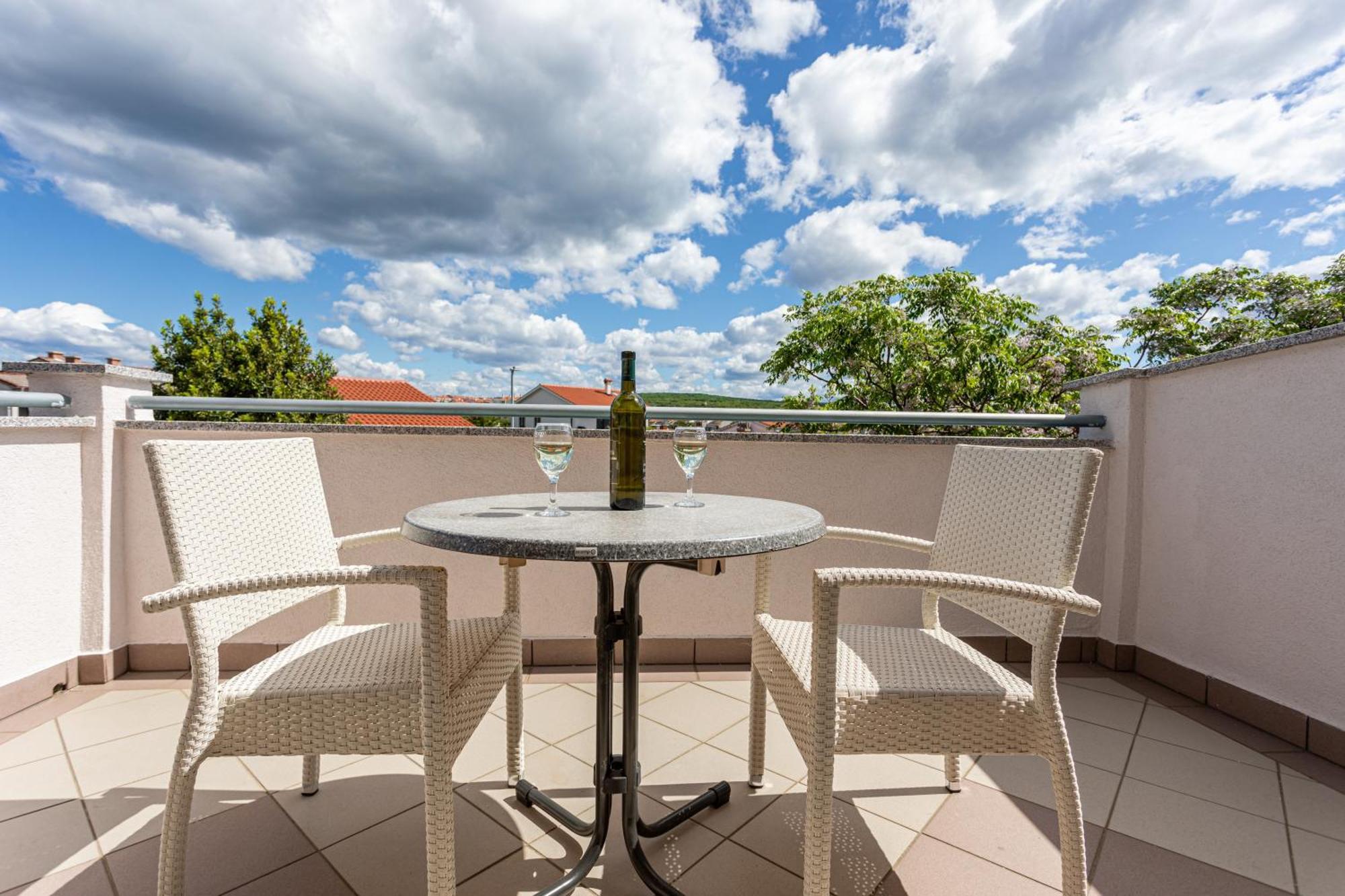 B&B Villa Ana Крк Экстерьер фото