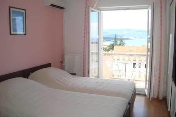 B&B Villa Ana Крк Экстерьер фото